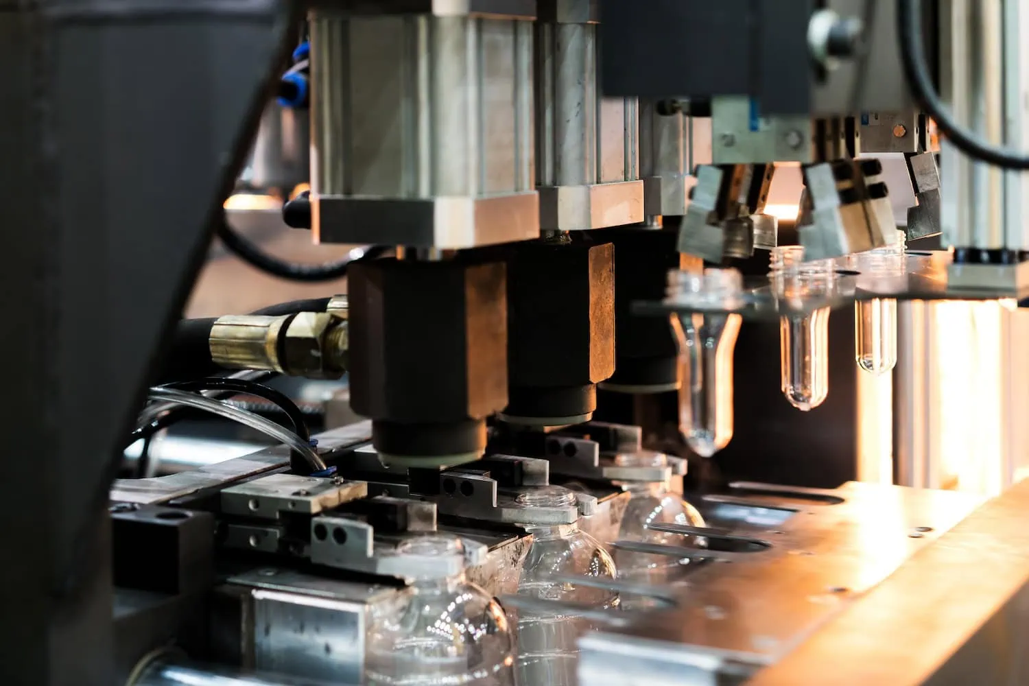 Blow Molding Machines to Success Plastic Industry